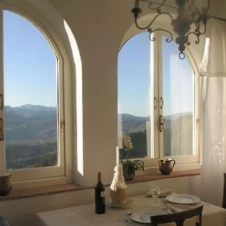 Romantic Getaway Amazing Views - New Large Veranda * Coreglia Antelminelli